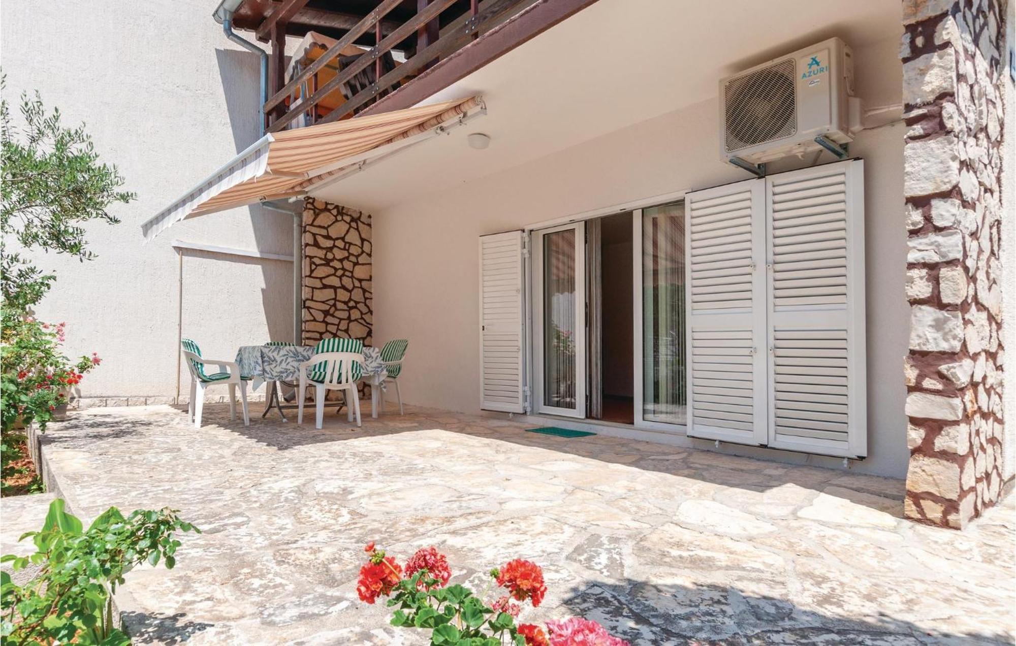 Beautiful Apartment In Jadrija With Kitchen Exterior photo